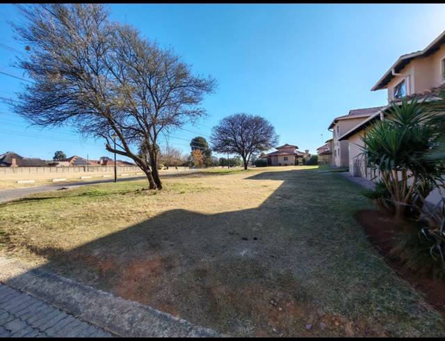 244M² VACANT LAND FOR SALE IN RISIVILLE